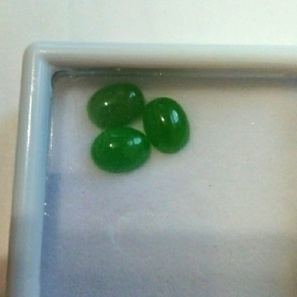 3 Loose Cabochon Jade